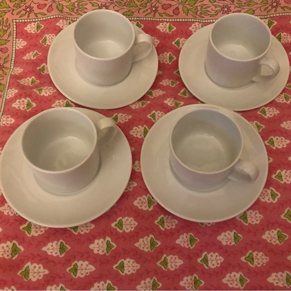 Crate & Barrel Set of 4 White Porcelain Espresso Demitasse Cups with Saucers